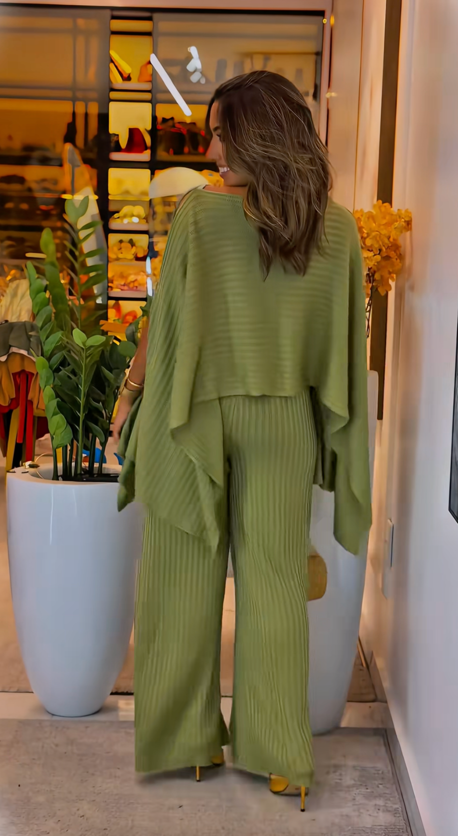 3044 - Conjunto Feminino com Blusa Assimétrica Luxo